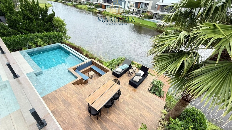 Sobrado com 05 suítes, em condomínio fechado!: 33ª foto da galeria de imagens do imóvel