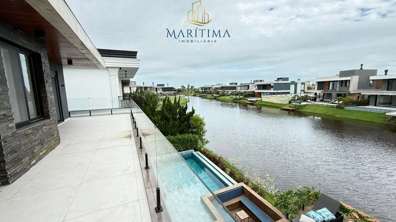 Sobrado com 05 suítes, em condomínio fechado!: 31ª foto da galeria de imagens do imóvel