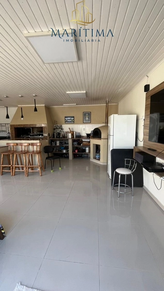Casa com 04 dormitórios, piscina aquecida e anexo, em Imbé!!!: 4ª foto da galeria de imagens do imóvel