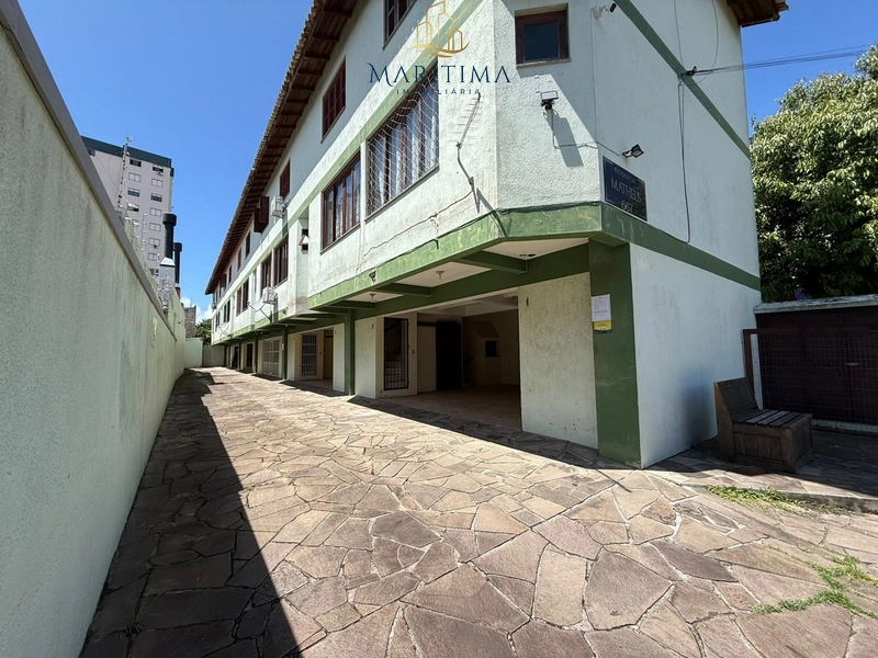 Sobrado com 02 dormitórios no Centro de Tramandaí!: 1ª foto da galeria de imagens do imóvel