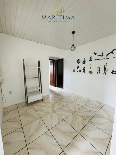 Casa com piscina, em bairro de moradores!: 25ª foto da galeria de imagens do imóvel