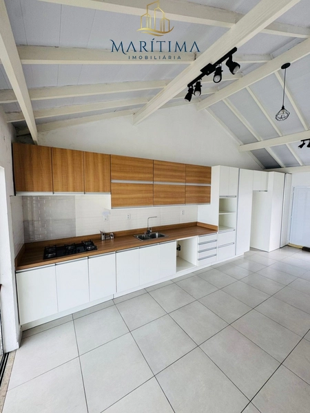 Casa com piscina, em bairro de moradores!: 7ª foto da galeria de imagens do imóvel