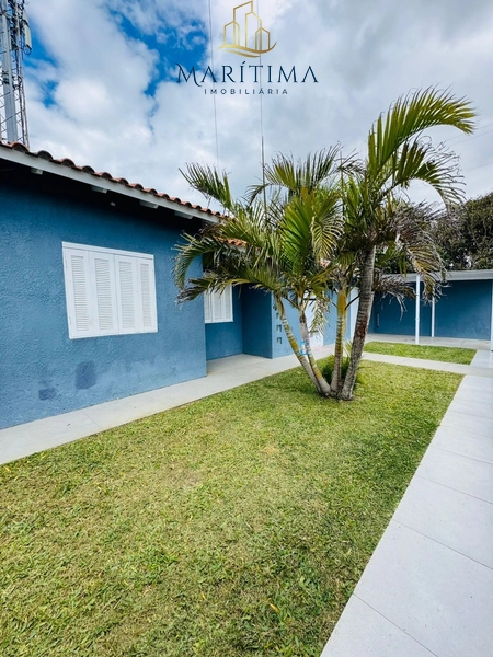 Casa com piscina, em bairro de moradores!: 3ª foto da galeria de imagens do imóvel