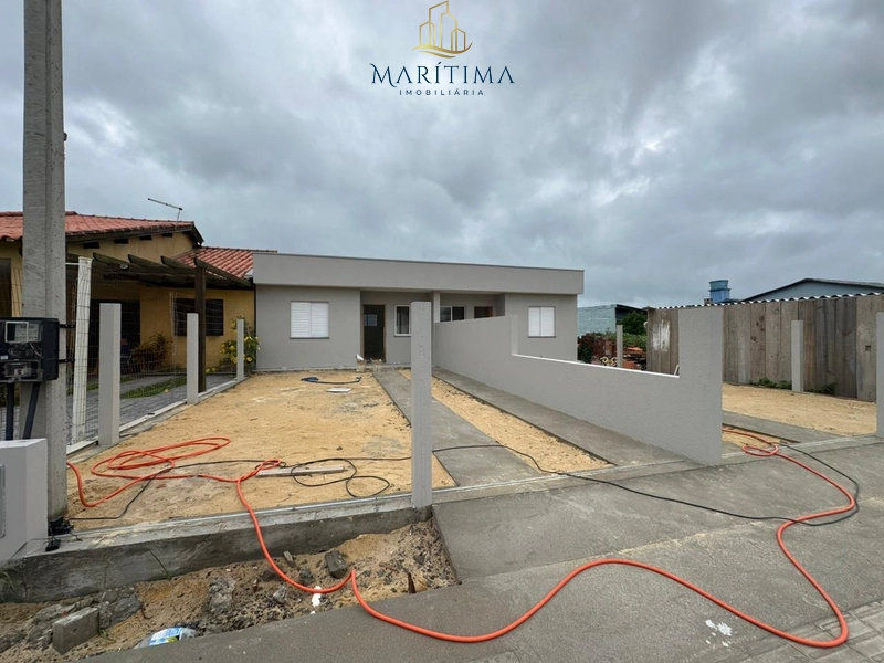 Casa com 02 dormitórios em Tramandaí!: 2ª foto da galeria de imagens do imóvel