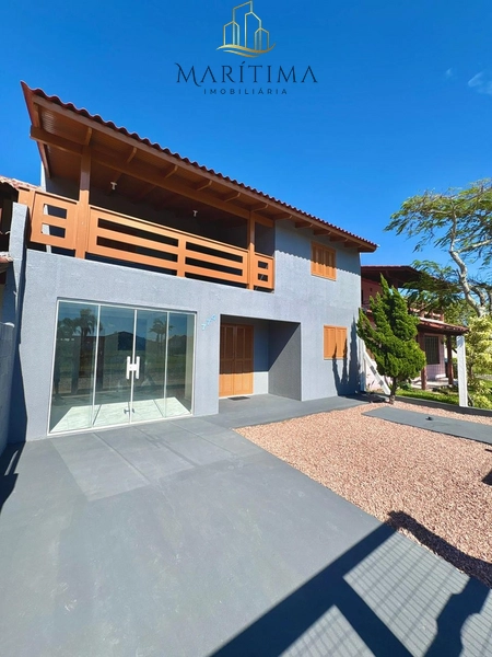 Sobrado com 05 dormitórios, no Centro de Imbé!: 1ª foto da galeria de imagens do imóvel