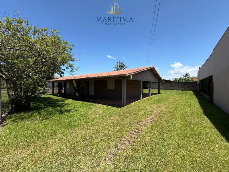 Casa com 03 dormitórios em Imbé!: 2ª foto da galeria de imagens do imóvel