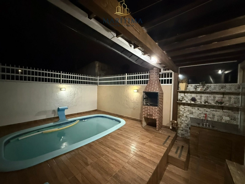 Sobrado com 03 dormitórios e piscina, no Centro de Imbé!: 1ª foto da galeria de imagens do imóvel