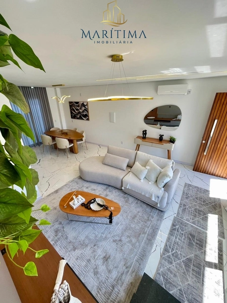 Sobrado mobiliado e decorado, no Centro de Imbé!