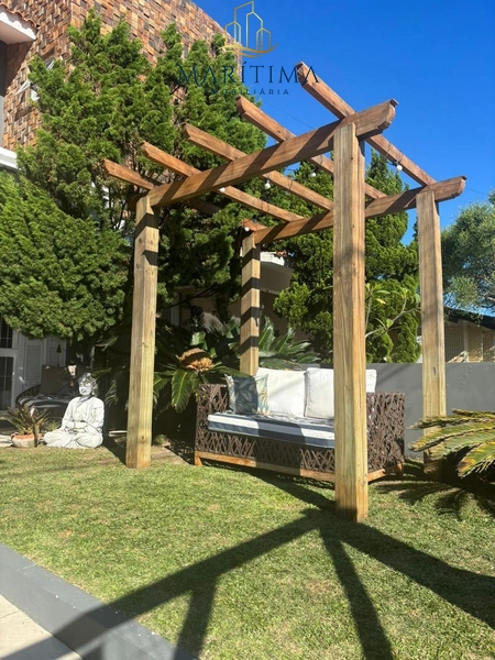 Casa com 04 dormitórios em Imbé!: 2ª foto da galeria de imagens do imóvel