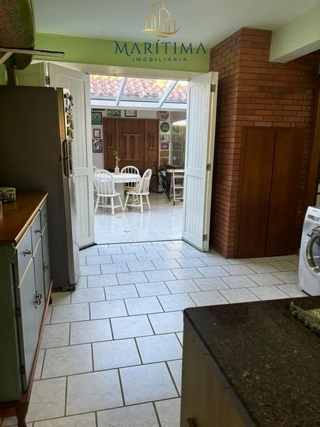 Casa com 04 dormitórios em Imbé!: 14ª foto da galeria de imagens do imóvel