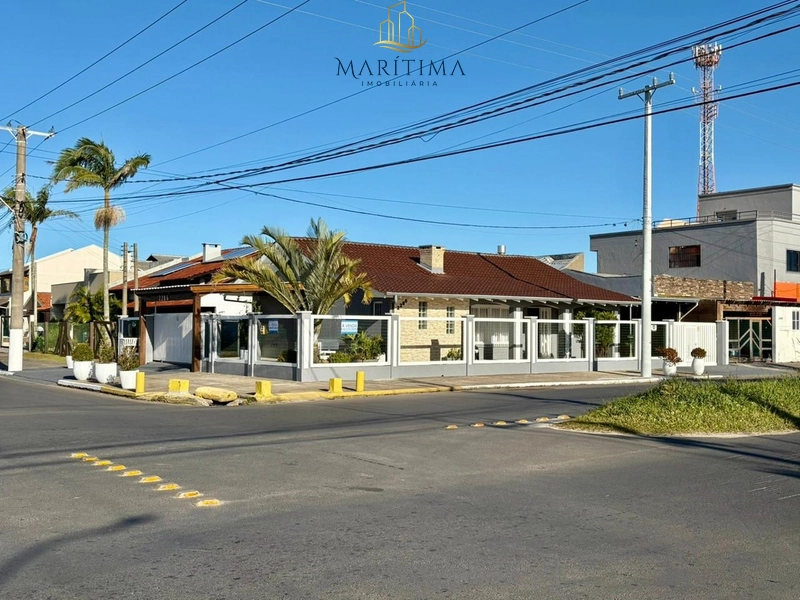 Casa mobiliada com 03 dormitórios, no Centro de Tramandaí!: 2ª foto da galeria de imagens do imóvel