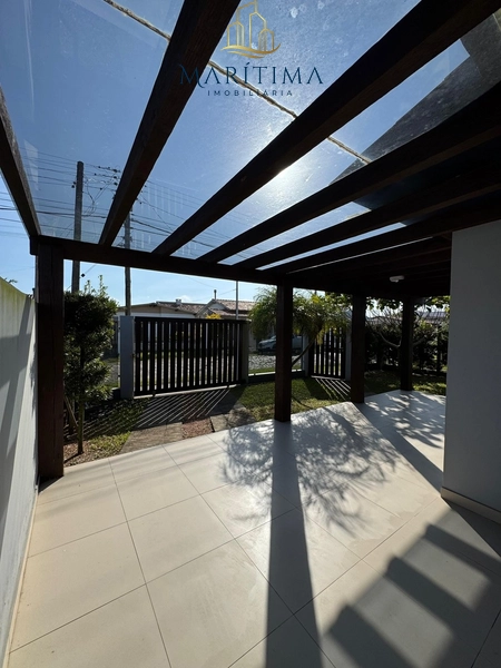 Casa com 04 dormitórios, no Centrinho de Nova Tramandaí!: 4ª foto da galeria de imagens do imóvel