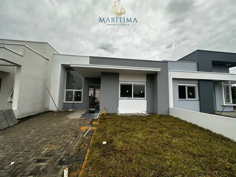 Casa com 02 dormitórios em Tramandaí!!: 1ª foto da galeria de imagens do imóvel