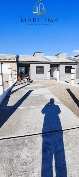Casa geminada de 02 dormitórios, em região de moradores!: 2ª foto da galeria de imagens do imóvel