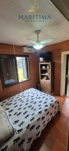 Casa com 4 dormitórios e anexo, em bairro de moradores!: 7ª foto da galeria de imagens do imóvel