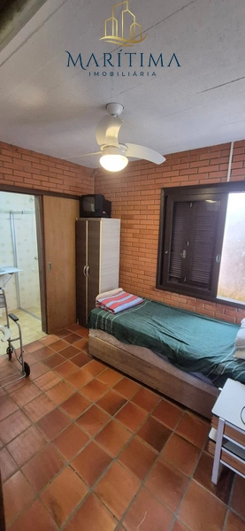 Casa com 4 dormitórios e anexo, em bairro de moradores!: 9ª foto da galeria de imagens do imóvel