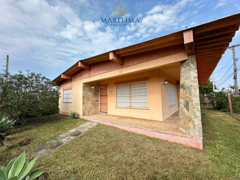 Casa próxima ao mar a venda em Tramandaí!: 1ª foto da galeria de imagens do imóvel
