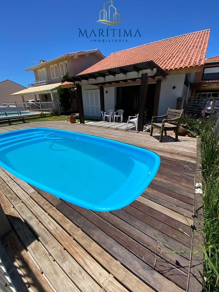 Casa ampla a 03 quadras do Mar, em Tramandaí!: 2ª foto da galeria de imagens do imóvel