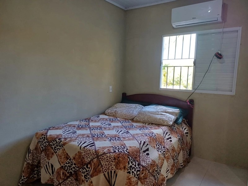 CASA EM LOTE AMPLO PRÓXIMA AO CENTRO.: 4ª foto da galeria de imagens do imóvel