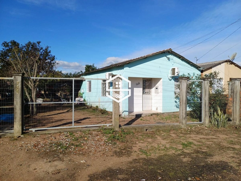 Casa 2 dormitórios para Venda em Camaquã / RS no bairro Viégas: 1ª foto da galeria de imagens do imóvel