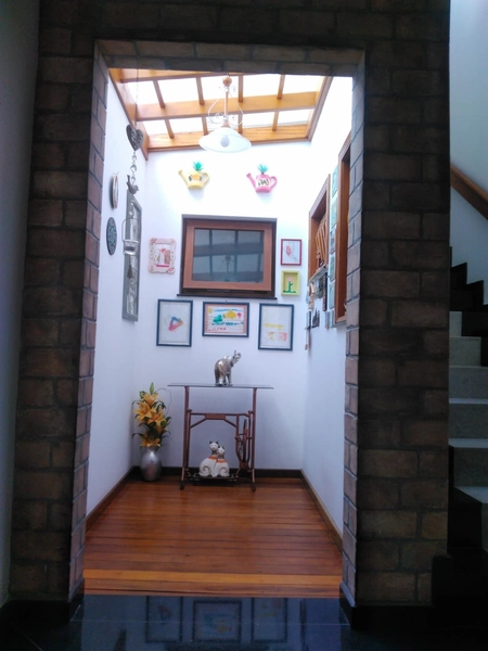 TRIPLEX ENCANTADOR COM TODO CONFORTO QUE VOCÊ MERECE...: 4ª foto da galeria de imagens do imóvel