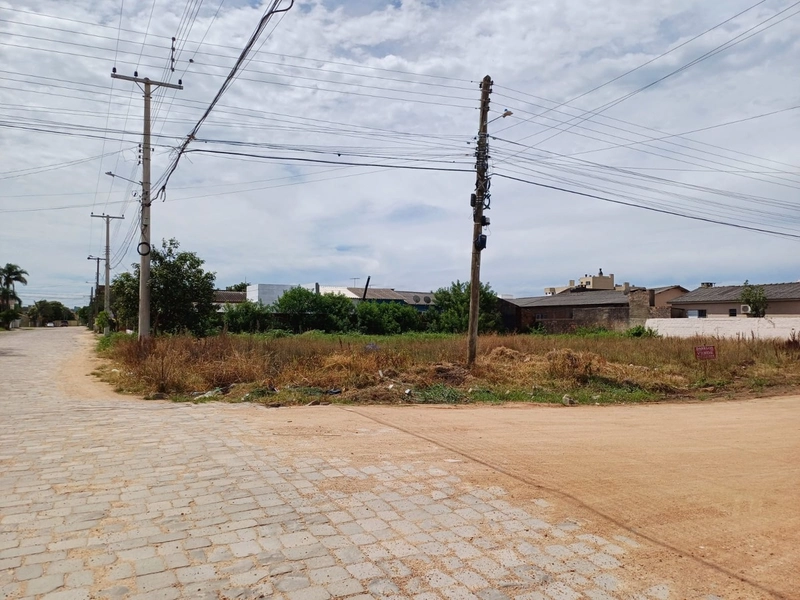 TERRENO DE ESQUINA NO BAIRRO OLARIA...: 4ª foto da galeria de imagens do imóvel
