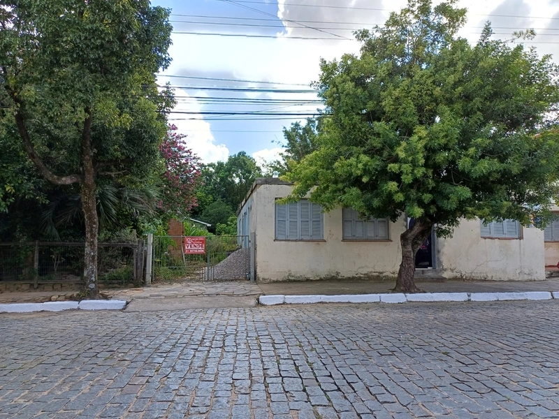 ATENÇÃO INVESTIDORES!!! TERRENO PRÓXIMO AO CENTRO, RUA CALÇADA...: 2ª foto da galeria de imagens do imóvel