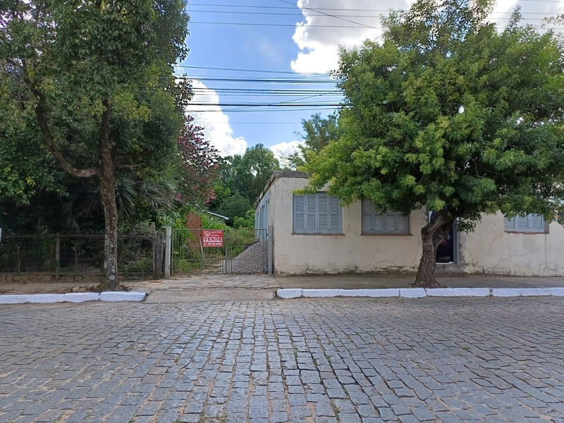 ATENÇÃO INVESTIDORES!!! TERRENO PRÓXIMO AO CENTRO, RUA CALÇADA...: 3ª foto da galeria de imagens do imóvel
