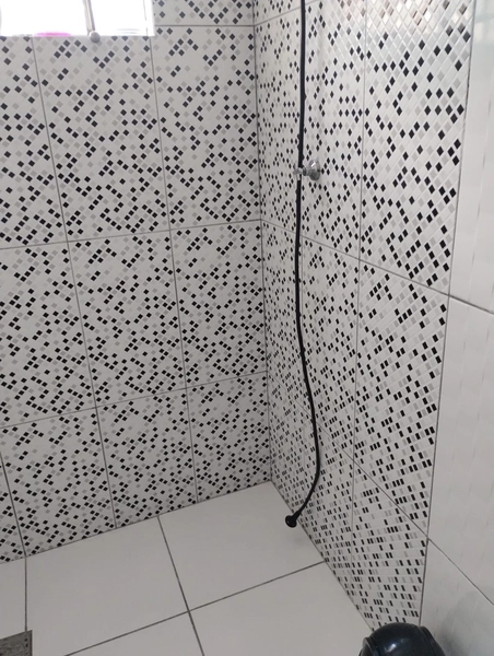 CASA AMPLA E BEM LOCALIZADA PRÓXIMA AO CENTRO...: 7ª foto da galeria de imagens do imóvel