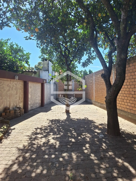 CASA ESTILO COLONIAL ACONCHEGANTE E BEM LOCALIZADA...: 31ª foto da galeria de imagens do imóvel