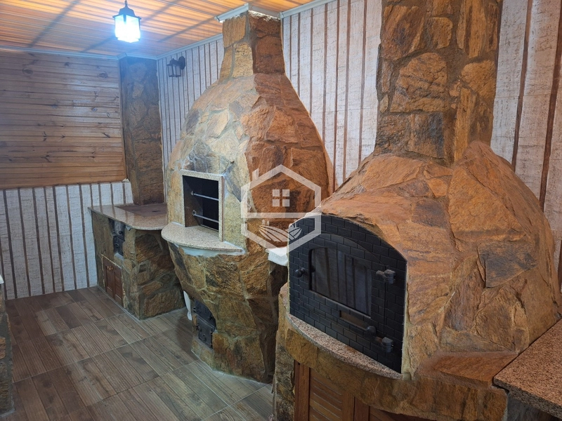 CASA ESTILO COLONIAL ACONCHEGANTE E BEM LOCALIZADA...: 24ª foto da galeria de imagens do imóvel