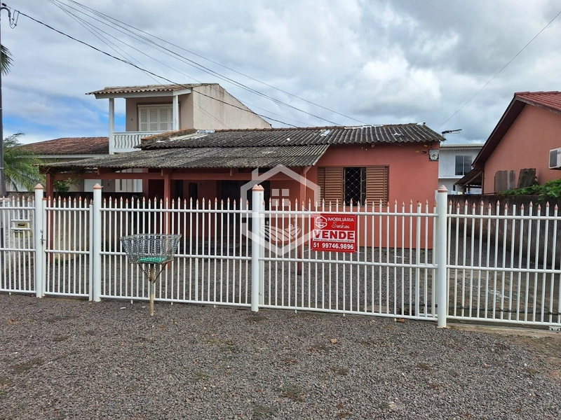 DUAS CASAS - BOA LOCALIZAÇÃO - NÃO FINANCIÁVEL: 1ª foto da galeria de imagens do imóvel