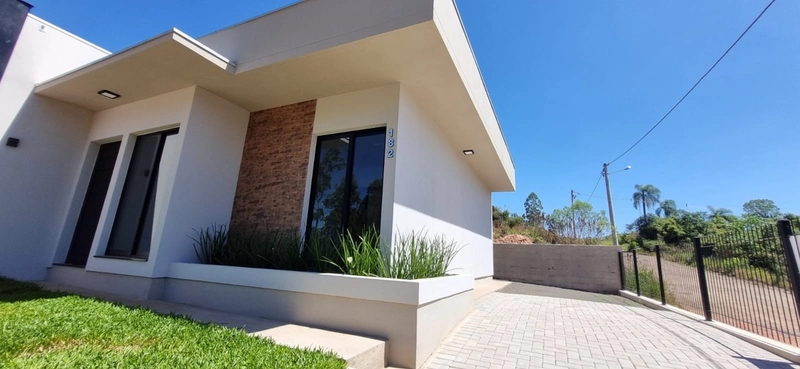 Casa Nova de Esquina 2 Dorms | Lot. Eco City, Montenegro | R$320 mil