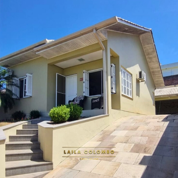 Casa com Anexo e Espaço Gourmet no Bairro Senai, Montenegro