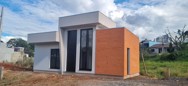 Casa Nova com Pé-Direito Alto no Loteamento San Vicente, Montenegro: 3ª foto da galeria de imagens do imóvel