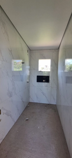 Casa Nova com Pé-Direito Alto no Loteamento San Vicente, Montenegro: 8ª foto da galeria de imagens do imóvel