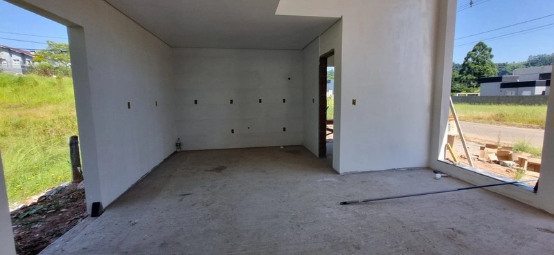Casa Nova com Pé-Direito Alto no Loteamento San Vicente, Montenegro: 3ª foto da galeria de imagens do imóvel