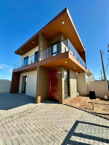 Sobrado novo à venda no Loteamento São Francisco em Montenegro - RS: 2ª foto da galeria de imagens do imóvel