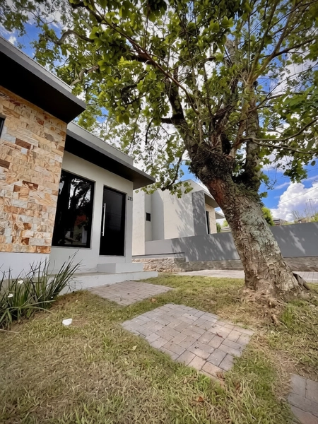 Casa Moderna com Suíte e Vista Panorâmica no Bairro Santo Antônio: 17ª foto da galeria de imagens do imóvel