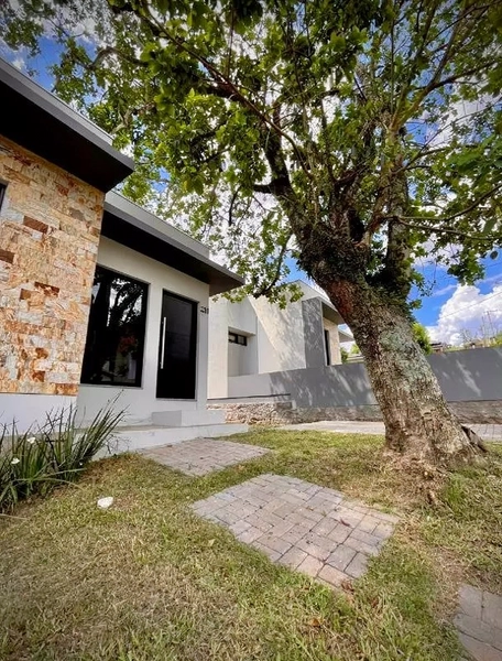Casa Moderna com Suíte e Vista Panorâmica no Bairro Santo Antônio: 2ª foto da galeria de imagens do imóvel