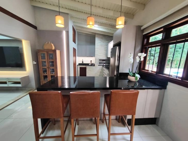 Casa com 3 Dormitórios, Piscina e Móveis Sob Medida em Montenegro: 8ª foto da galeria de imagens do imóvel