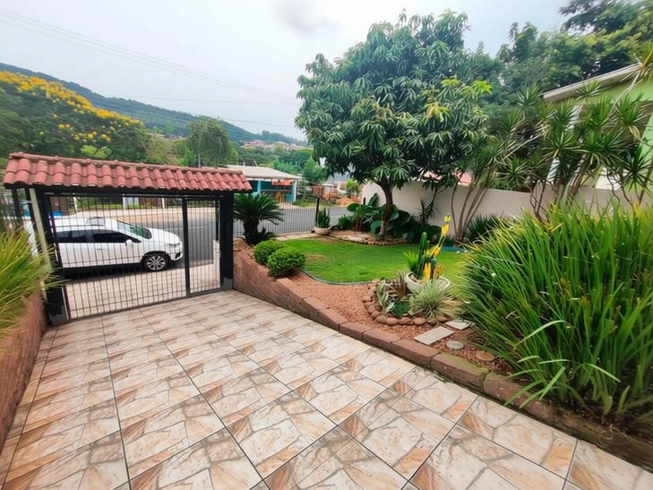 Casa com 3 Dormitórios, Piscina e Móveis Sob Medida em Montenegro: 2ª foto da galeria de imagens do imóvel