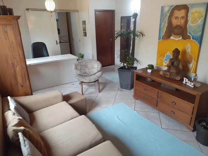 Casa de Alvenaria com 3 Dormitórios e Closet no Bairro Municipal: 10ª foto da galeria de imagens do imóvel