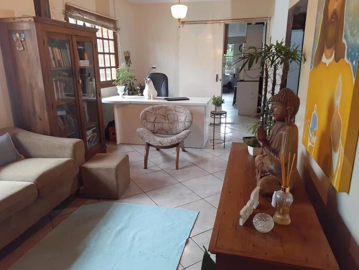 Casa de Alvenaria com 3 Dormitórios e Closet no Bairro Municipal: 14ª foto da galeria de imagens do imóvel