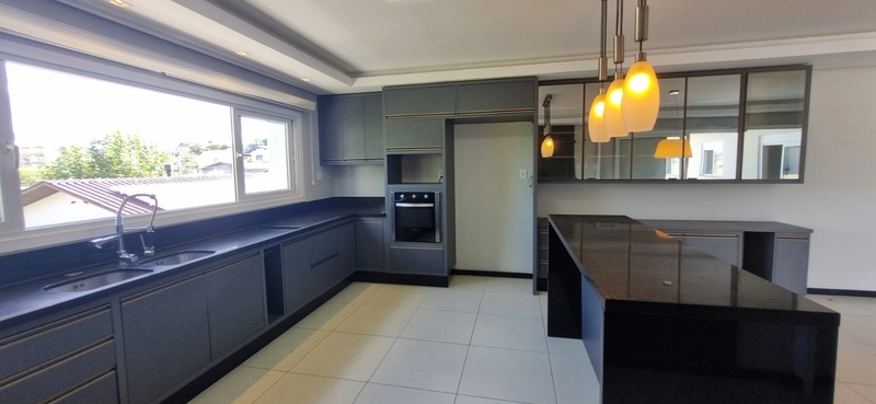 Casa de Alto Padrão com 4 Dormitórios no Bairro Rui Barbosa: 7ª foto da galeria de imagens do imóvel