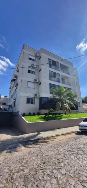 Apartamento de 2 Dormitórios com 80m², Sacada e 2 Vagas: 2ª foto da galeria de imagens do imóvel