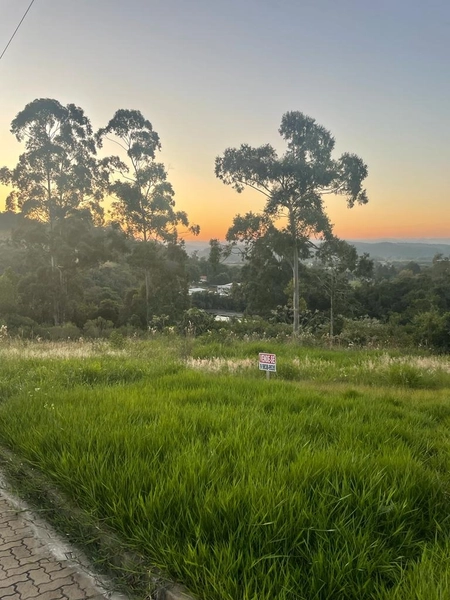 Terreno de 360m² no Loteamento Bosque da Figueira - Pareci Novo: 1ª foto da galeria de imagens do imóvel