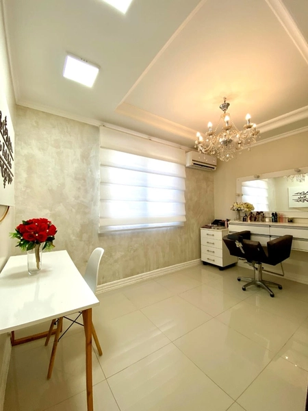 Duas Casas Independentes com Conforto e Potencial Comercial: 27ª foto da galeria de imagens do imóvel