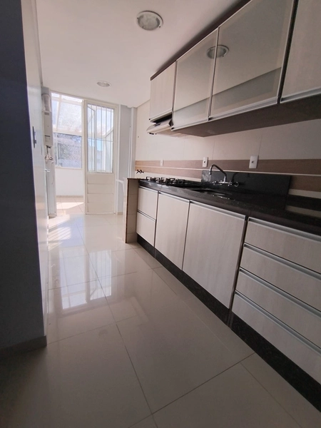 Apartamento com Suíte e Amplo Terraço no Centro de Montenegro: 5ª foto da galeria de imagens do imóvel