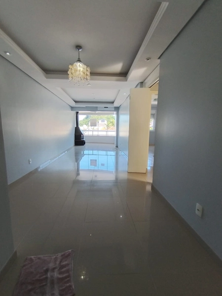 Apartamento com Suíte e Amplo Terraço no Centro de Montenegro: 3ª foto da galeria de imagens do imóvel